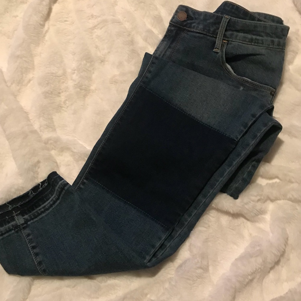 NWOT Old Navy midrise ROCKSTAR knee patch jeans.
